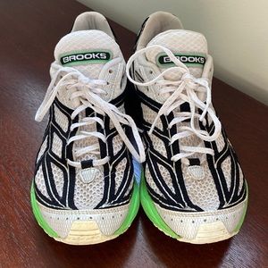 Brooks Men's Racer ST 3 Running Shoes